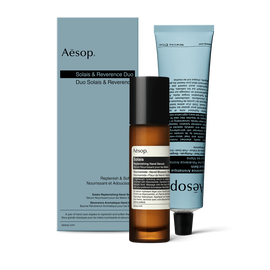 Un flacon pompe de Serum Nourrissant pour les Mains Solais et un tube de Baume Aromatique Reverence pour les Mains reunis dans un coffret